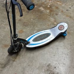 Razor power core e100 Scooter