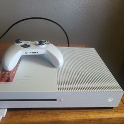 Xbox One S 1TB(READ)