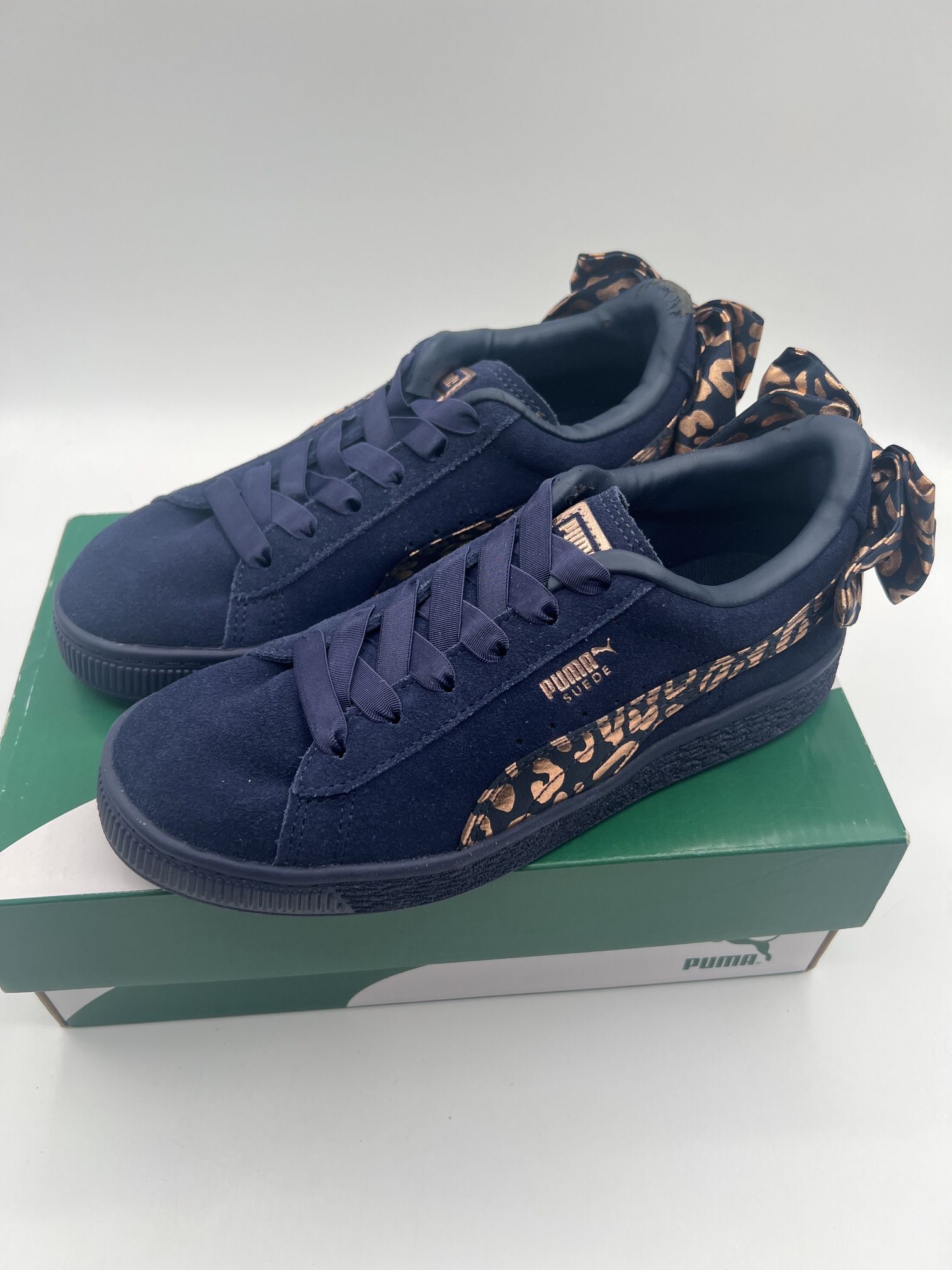 Puma Suede Bow Peacoat-Rose Gold Sz Kids Girls 3c New