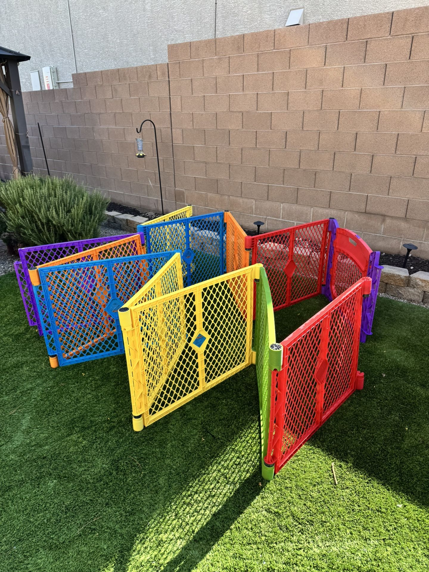 Kiddie Enclosure With Gate