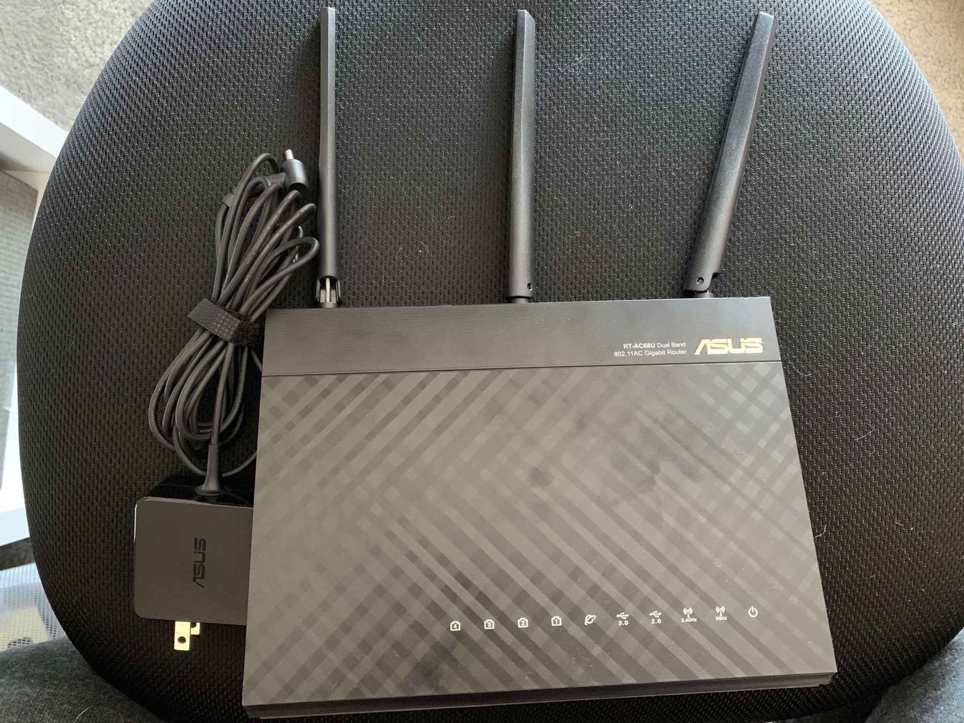 ASUS RT AC68u wireless router