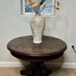 Set Of 2 Round Wood Side Tables