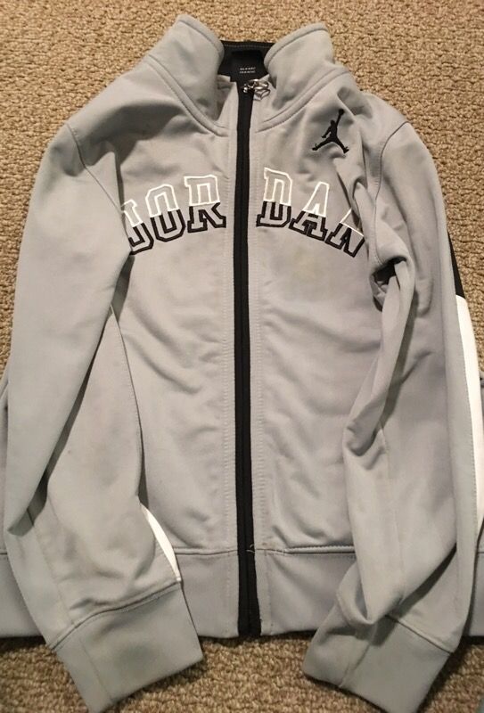Jordan kids hoodie size 6