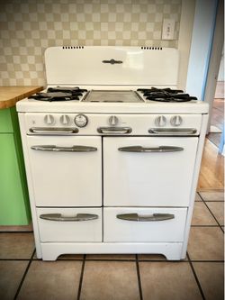 Vintage O’Keefe & Merritt Stove $2000 OBO