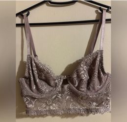 Elegant Lace Bralette in Taupe