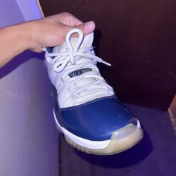 Jordan 11 Navy Blue