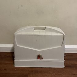 Singer Sewing Machine 