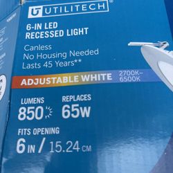 New Ceiling Light.      Flat Can
