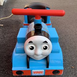 Fisher-Price Power Wheels Thomas And Friends Thomas With Track
