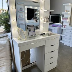 NEW Vanity Mirror & Table Desk Set for Make Up Room Organizer or Salon Furniture