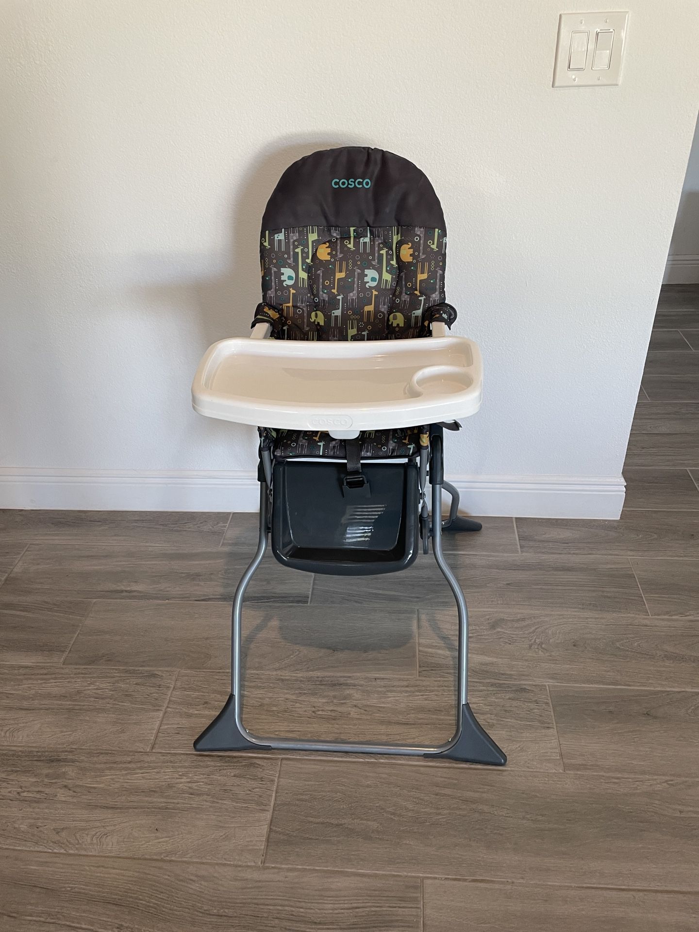 Cosco Kids High Chair With Adjustable Tray 