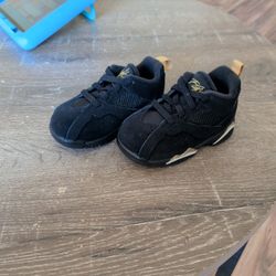 Brand New Baby Shoes Size 5c