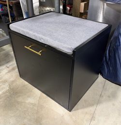 Litter box cover/hideaway