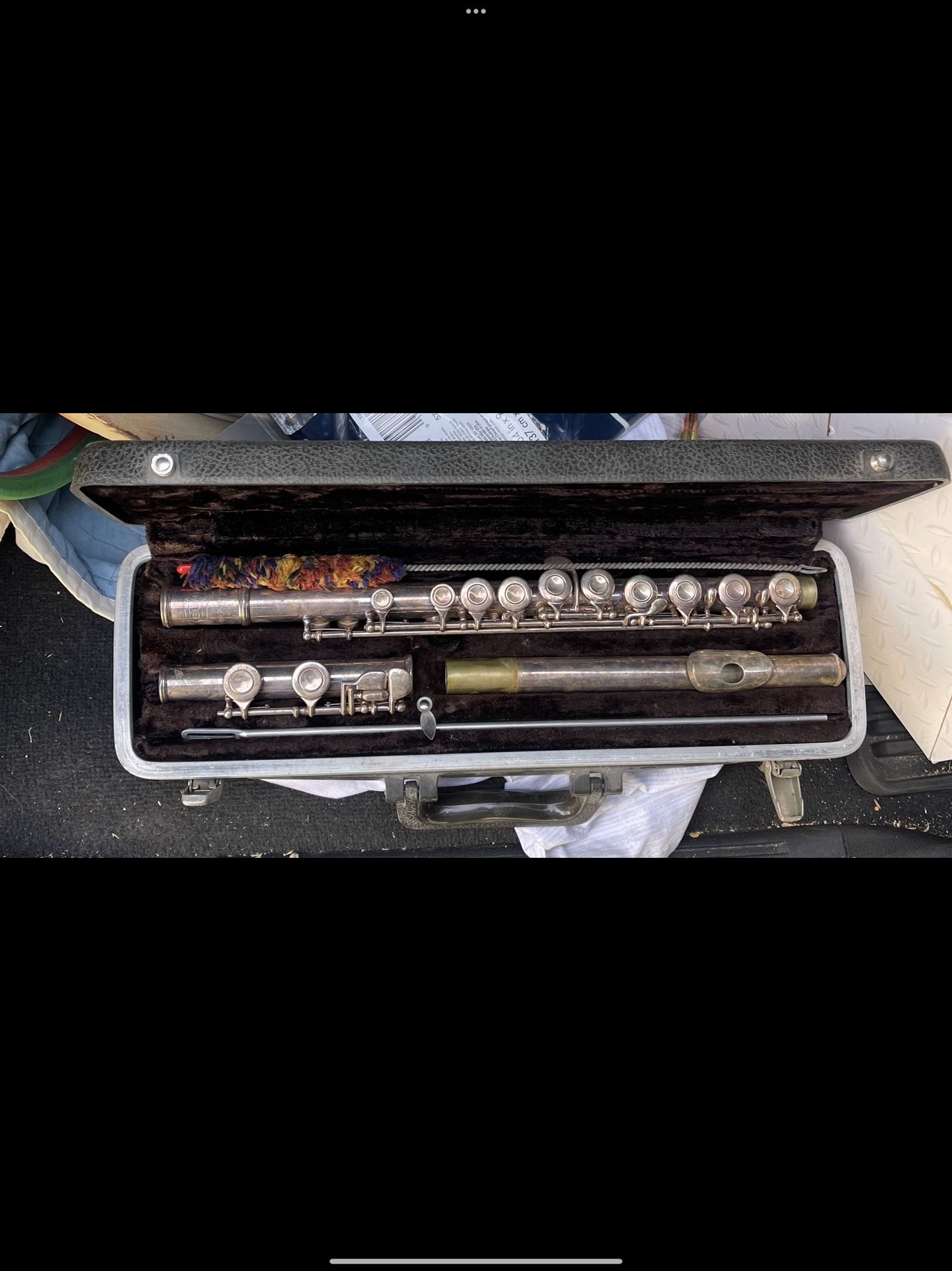 Musical Instrument Bundy flute in good shape
