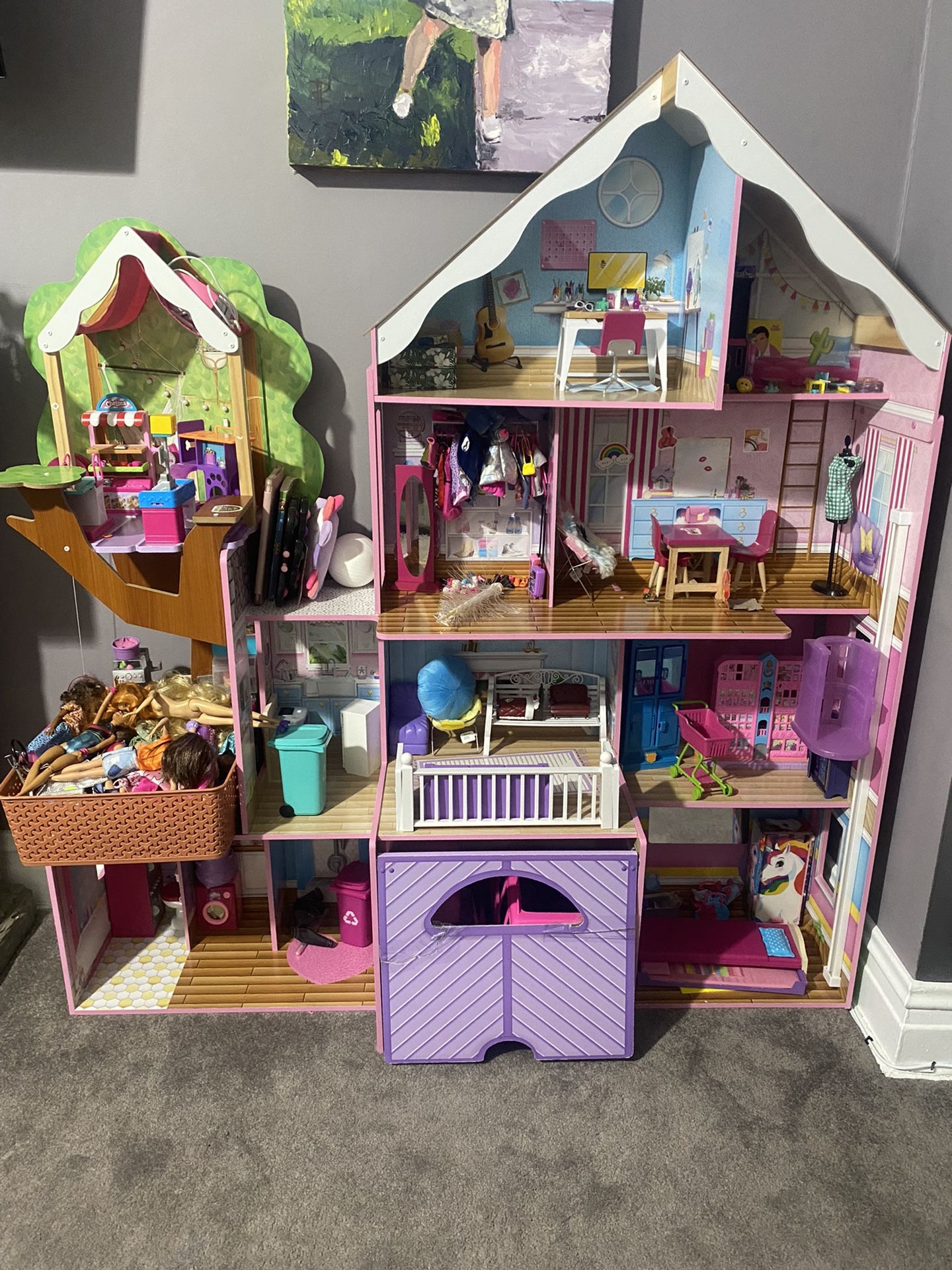 Barbie Dream House