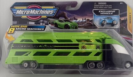 Micro Machines Series 1 Green Mini Vehicle Hauler Truck Exclusive Pickup NIP
