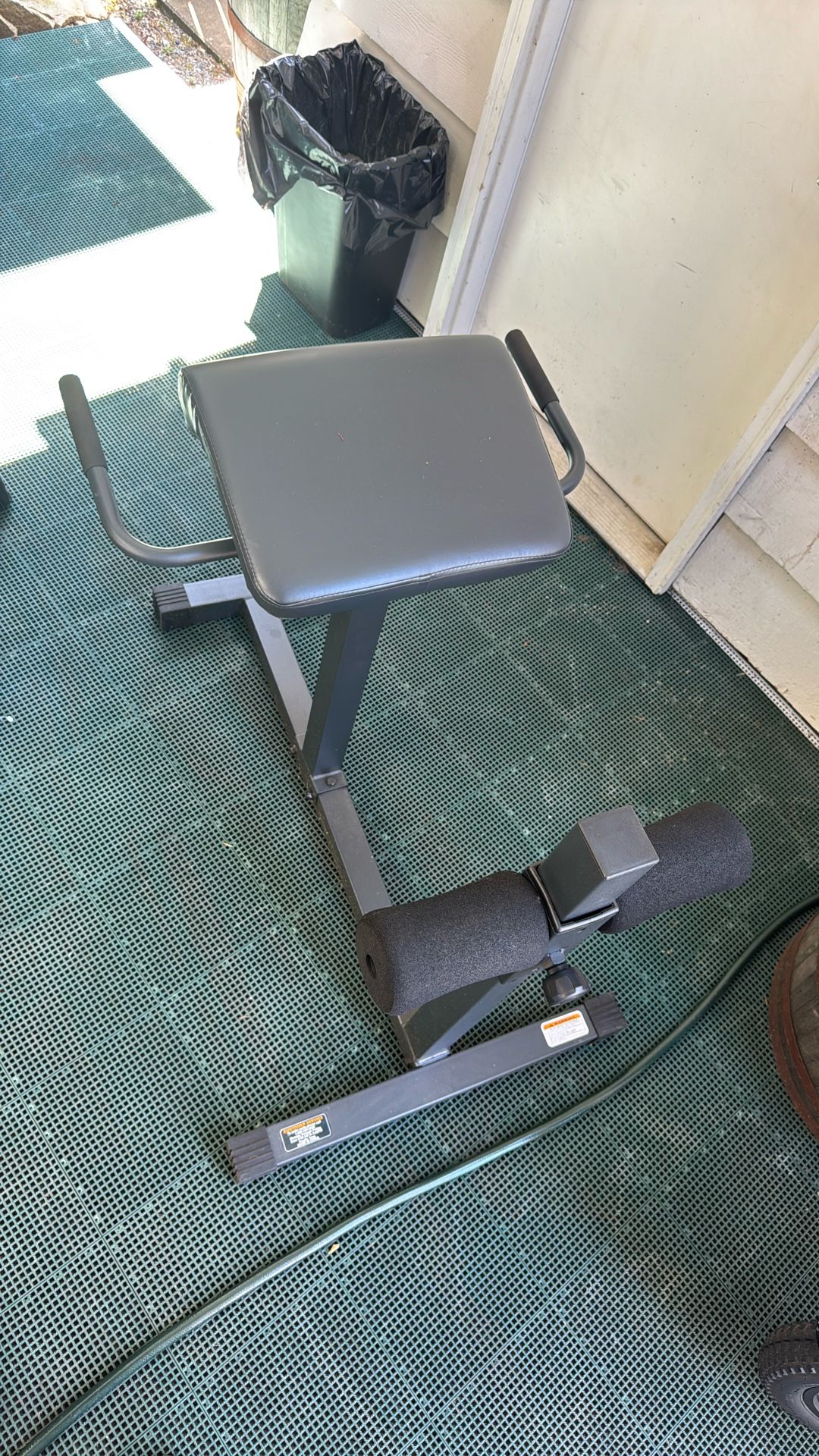 Back Extension Machine
