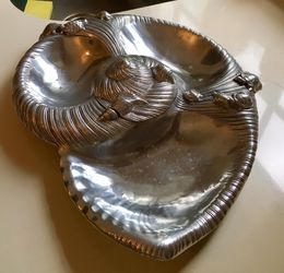 Fun beautiful Arthur Court Shells & Turtles platter