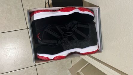 AIR Jordan retro 11  ( red , white , black )