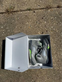 JORDAN 5 GREEN BEAN SZ 8/OG BOX