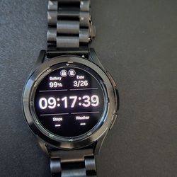 Samsung Galaxy 4 Classic Watch in excelent Condition 