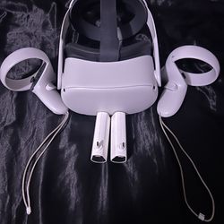Oculus Quest 2 Comes With Elite Strap 2 Battery Packs Very Good Runs Smooth Still In Perfect Condition 