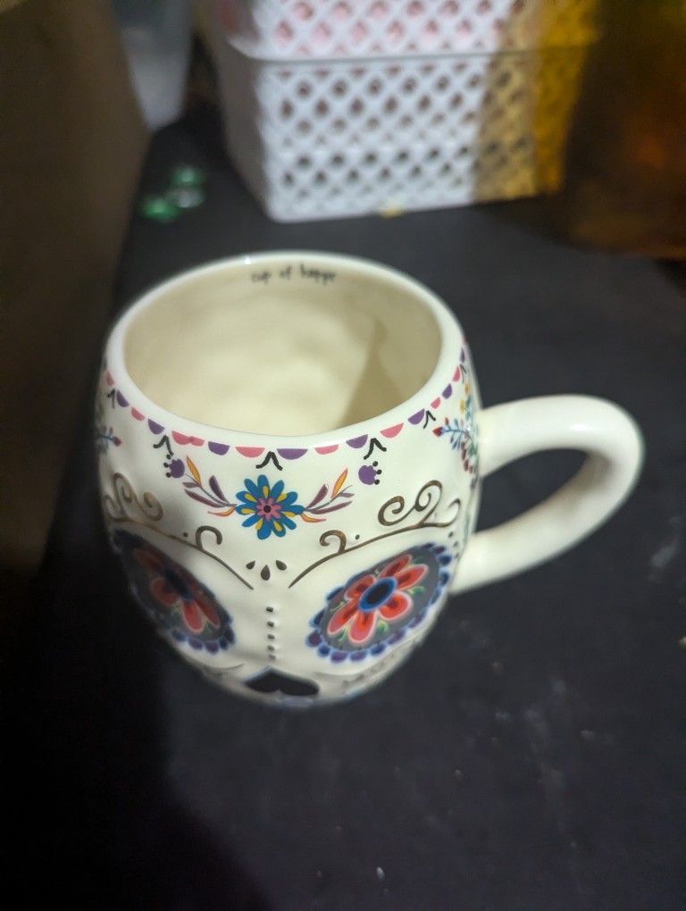 Natural Life Skull Coffee Cup