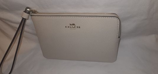 Coach LARGE Corner Gold Zip Signature Canvas Wrislet Wallet Chalk White NWT