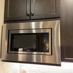 WHIRLPOOL MICROWAVE BUILT-IN OR COUNTER TOP