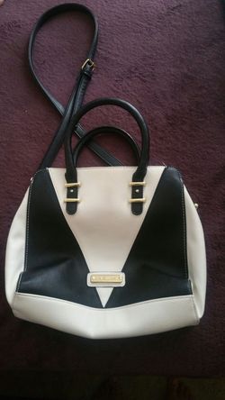 Stevemaiden medium size sling bag