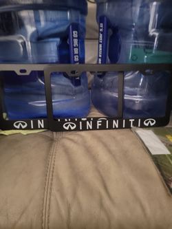 Infinit frame plate