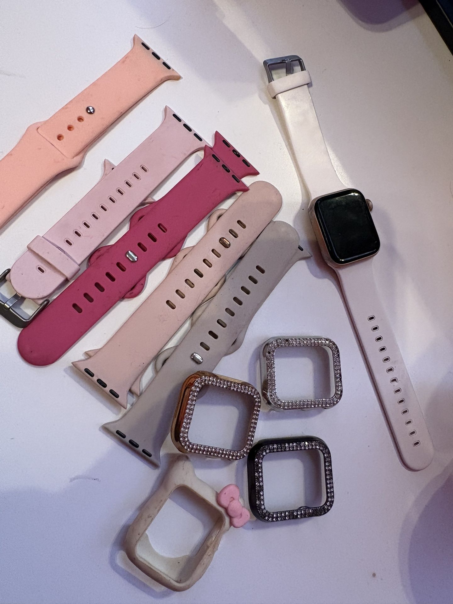 Apple Watch SE 40mm Series 2 With Charger, Cases And Bands