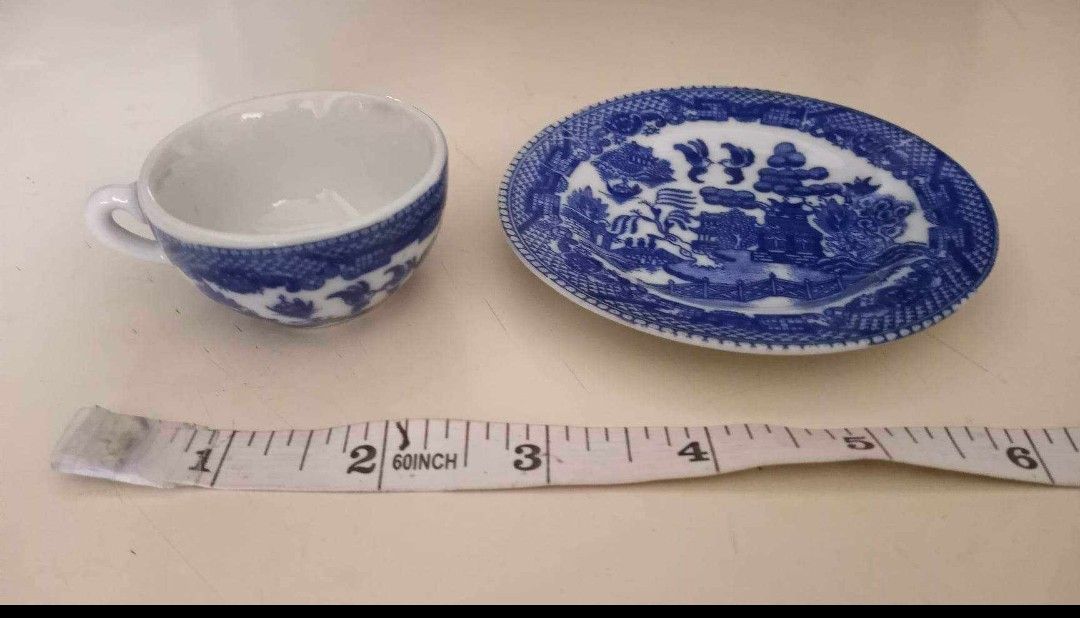 vintage MINIATURE teacup and saucer Blue Willow pattern Japan 2” x 1.5” $5 FIRM