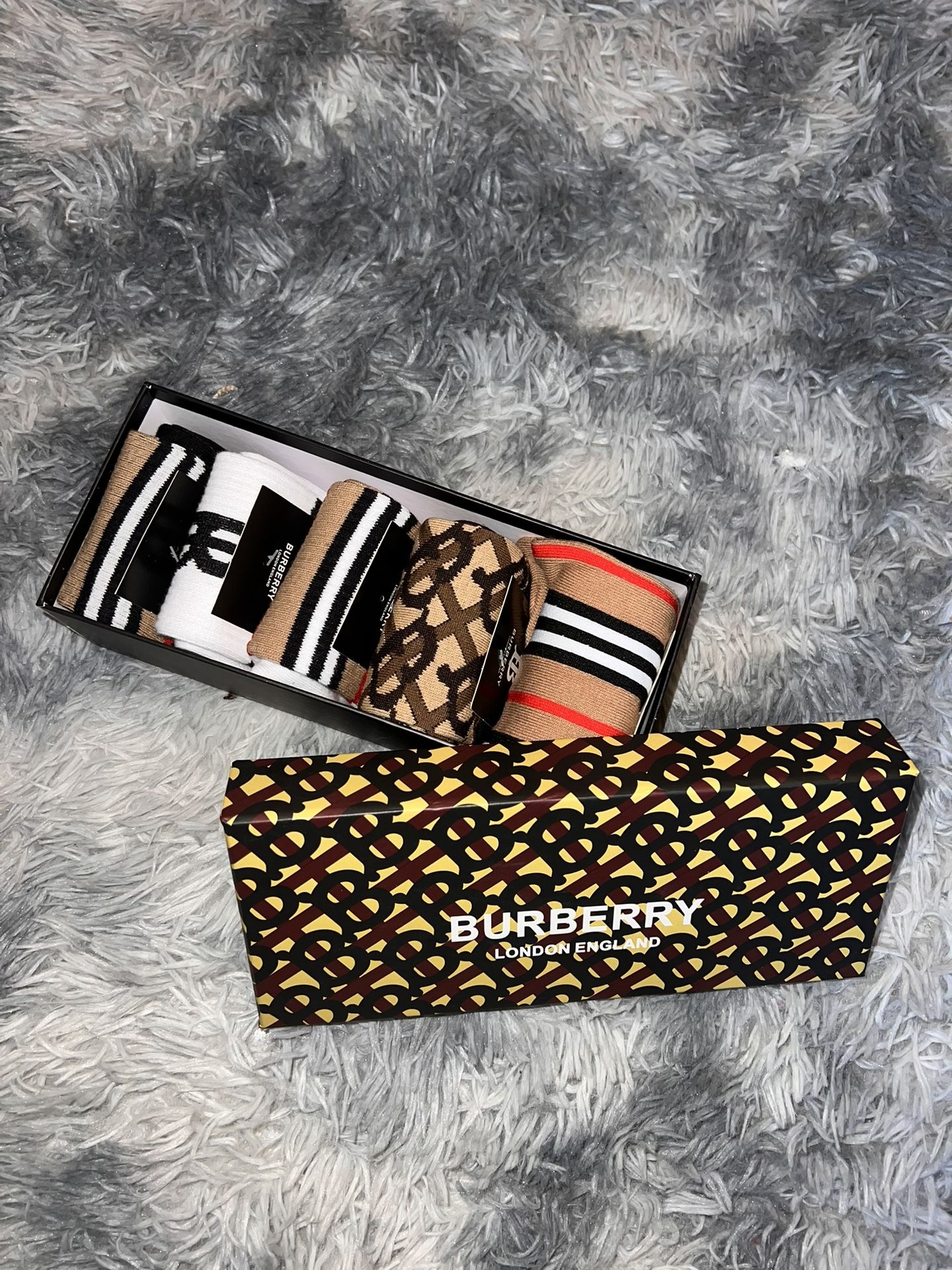 Burberry socks