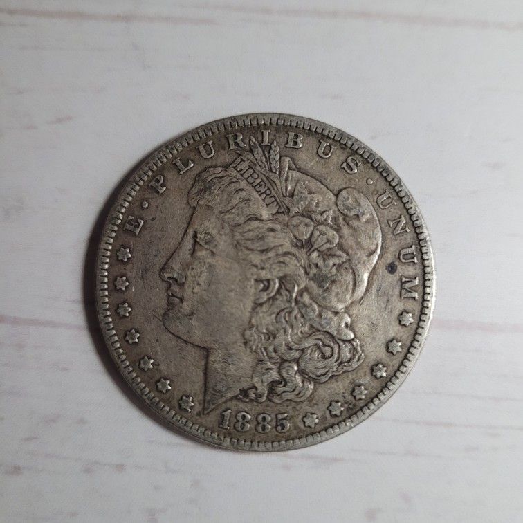 1885 MORGAN SILVER DOLLAR-CIRCULATED