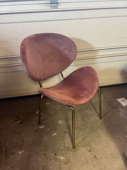 Pink Velvet Chair