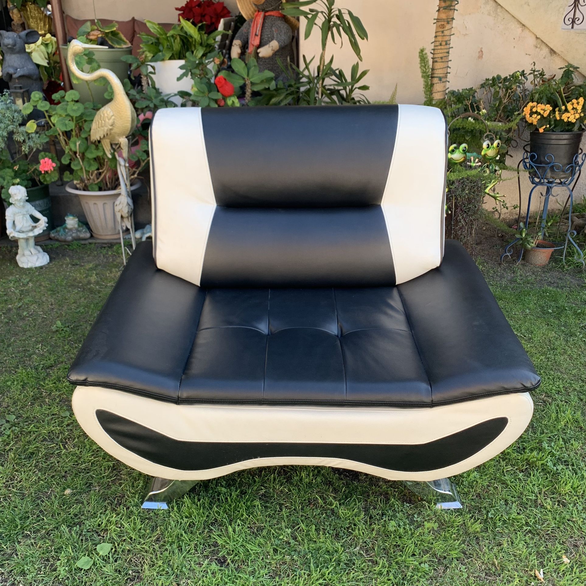 Leather Seat Chair