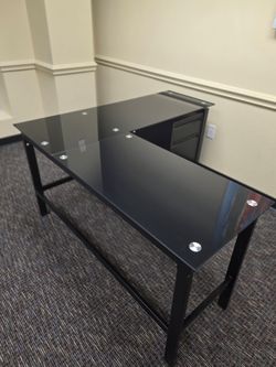L- shape desk w/ glass top.. (only 7 left)  🔥🔥🔥