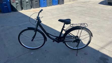 Black City Cruiser Bike with Rear Rack
