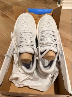 Brand new Hoka Rincon 4 Women's Running Shoes