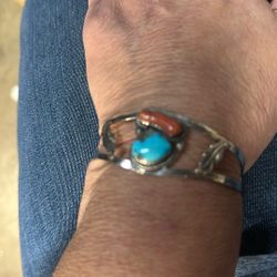 ASTOUNDING VINTAGE NATIVE AMERICAN NAVAJO BLUE GEM TURQUOISE & CORAL STERLING SILVER BRACELET