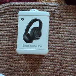 Beats Studio Pro