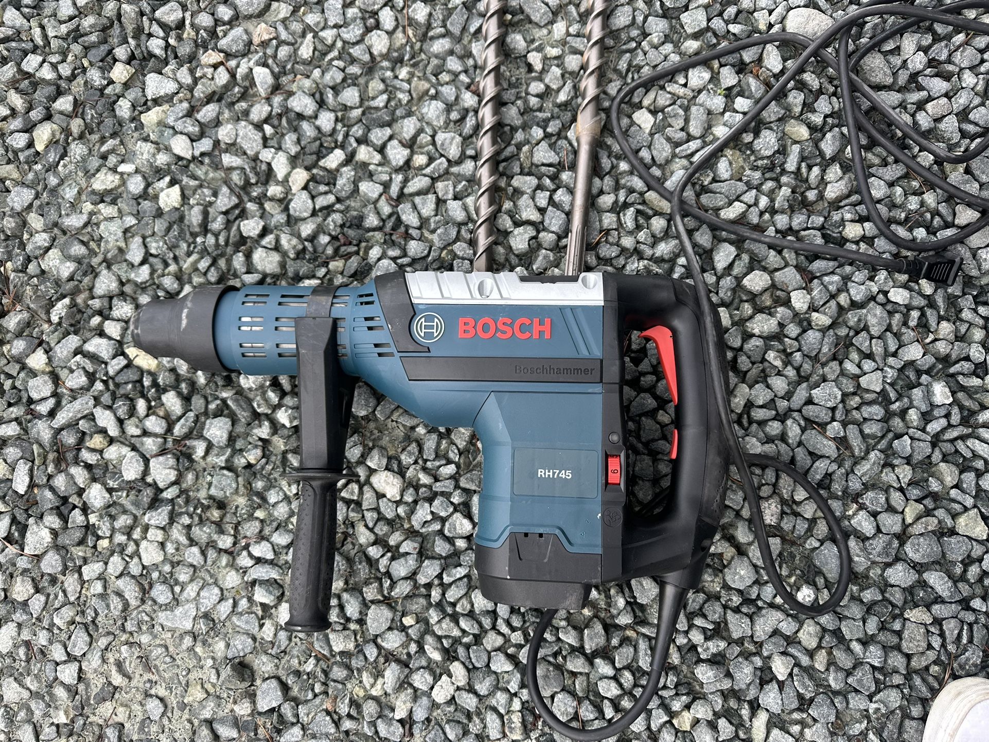 Bosch RH745 1-3/4-Inch SDS-Max Rotary Hammer