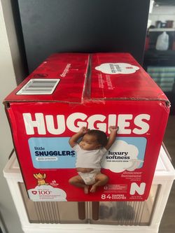 Brand new box Huggies Little Snugglers Newborn Diapers 84 Count