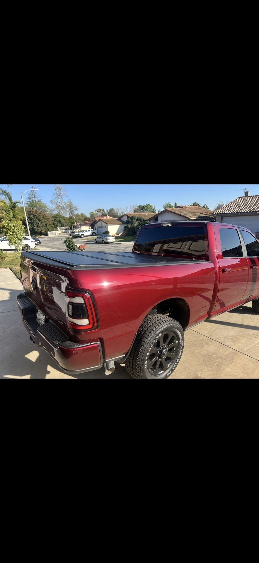 Bed Cover Ram 2500