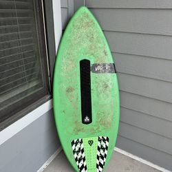 Skimboard