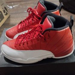 Jordan 12  Sz 8.5
