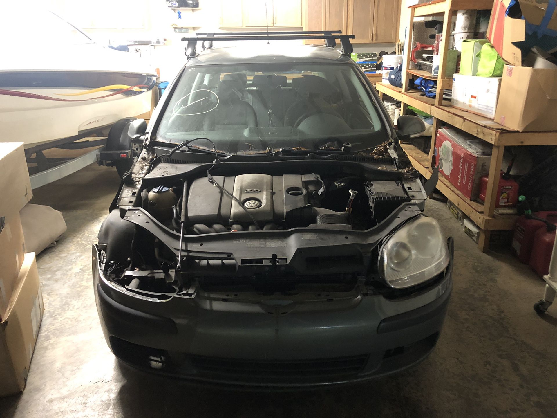 2007 Volkswagen rabbit parting out
