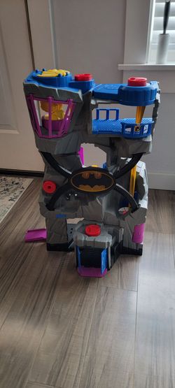 Mattell Batman Batcave Playset