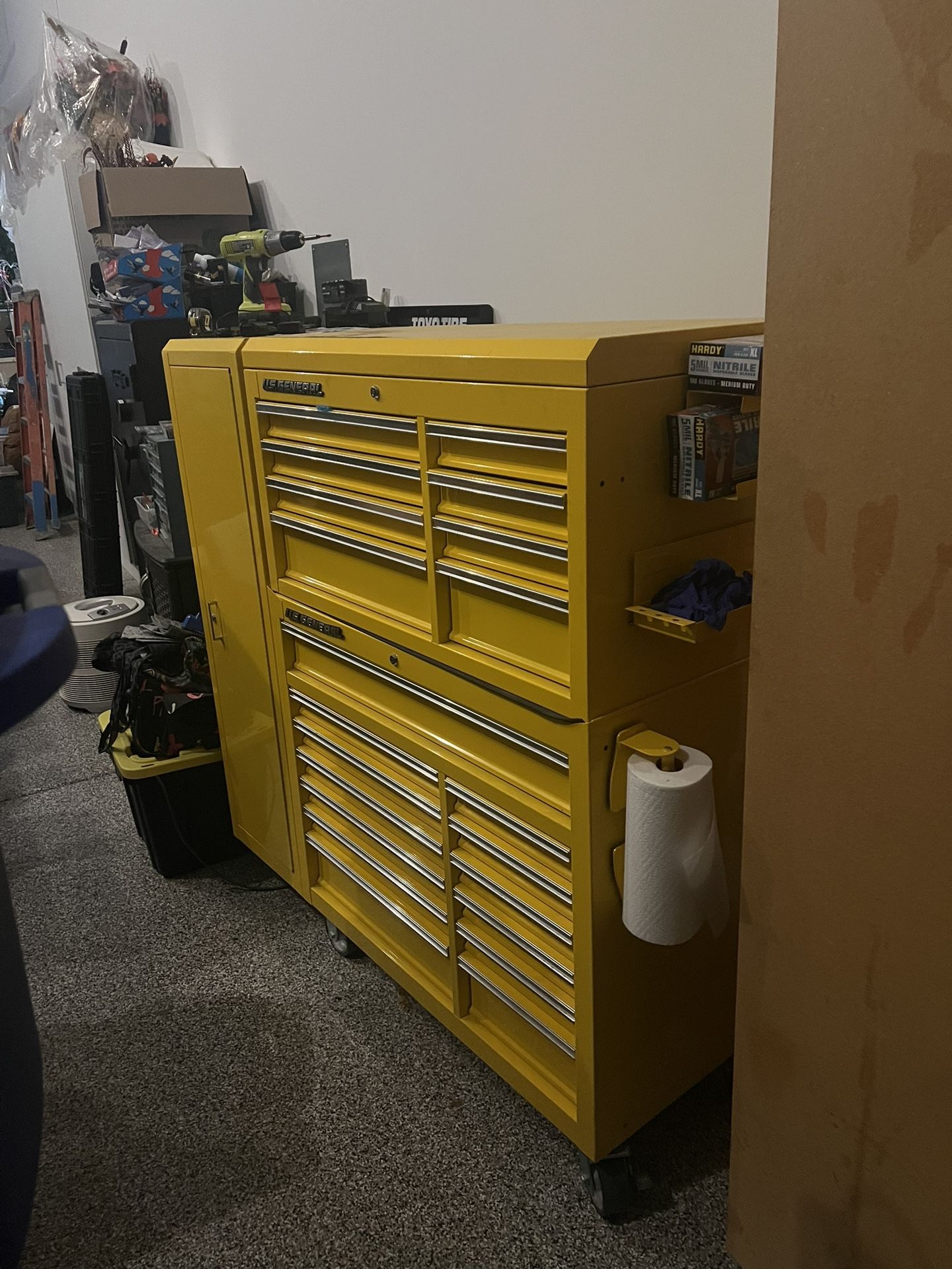 42 Inch Tool Box And Top Chest With Cabinet